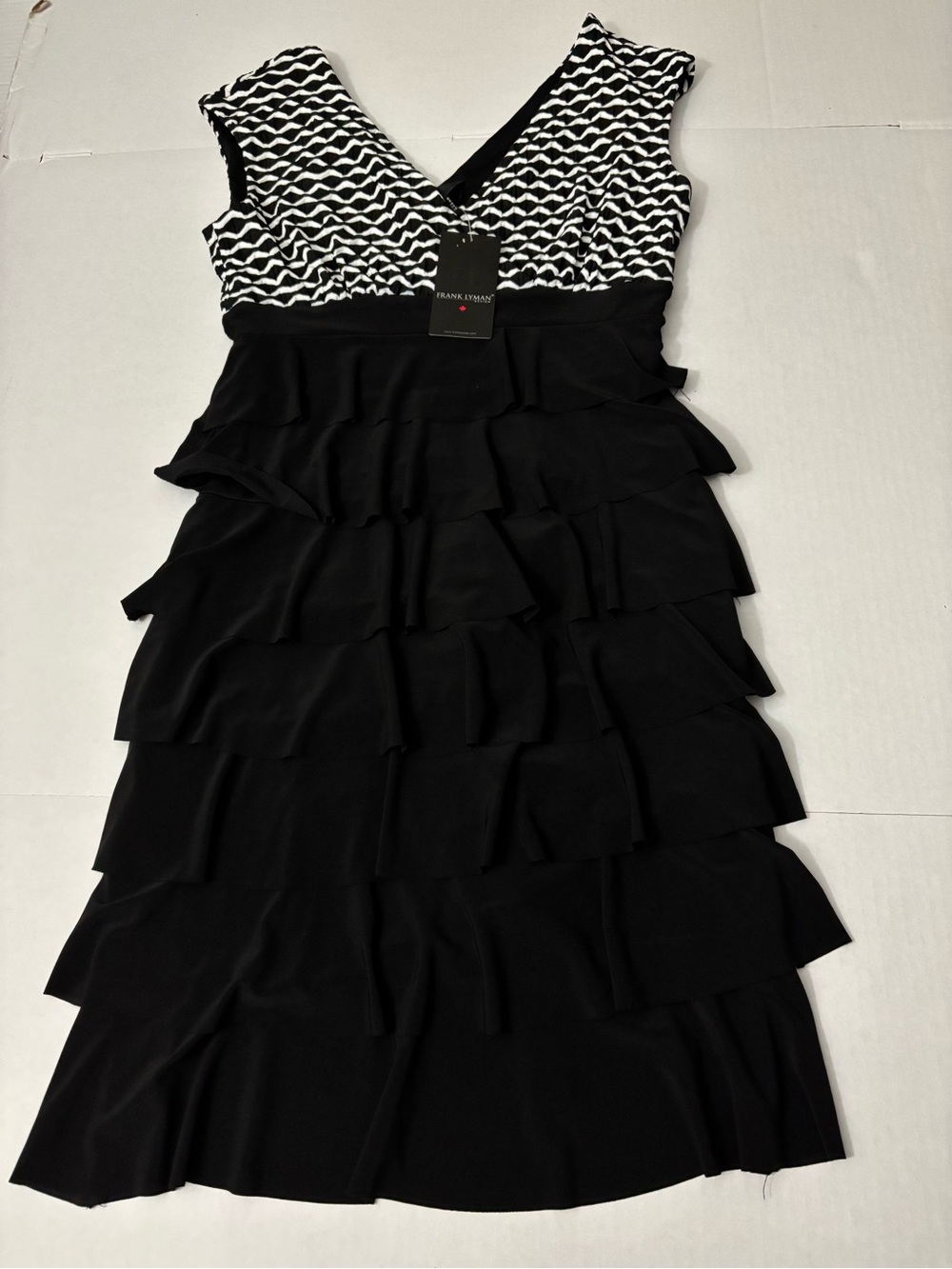 FRANK LYMAN DESIGN Cocktail Dress Size 8